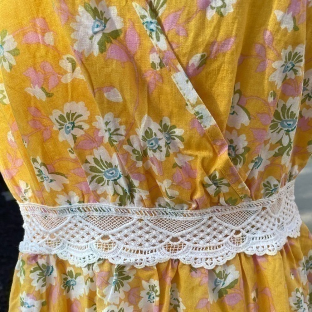 Rachel Zoe Yellow Floral V Neck Tank With Crochet Detailing